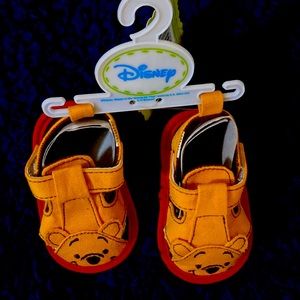 Disney Winnie the Pooh Sandals 3-6 months